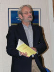 Foto: Frits Roest met de bibliografie